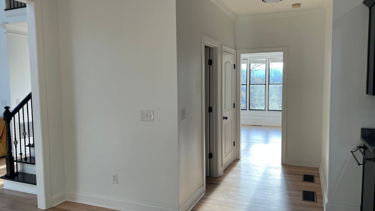 369 Hillside Drive - Photo 6 of 23