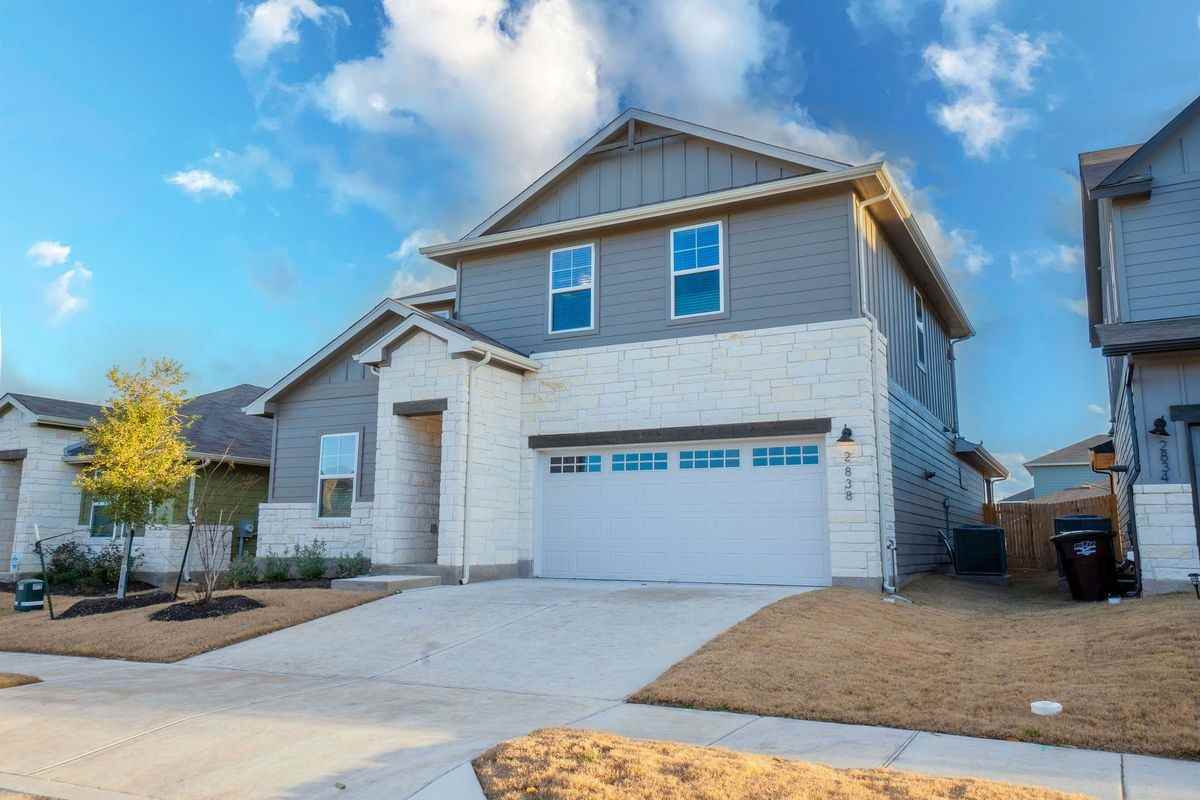 2838 Dell Hollow Drive - Photo 2 of 38