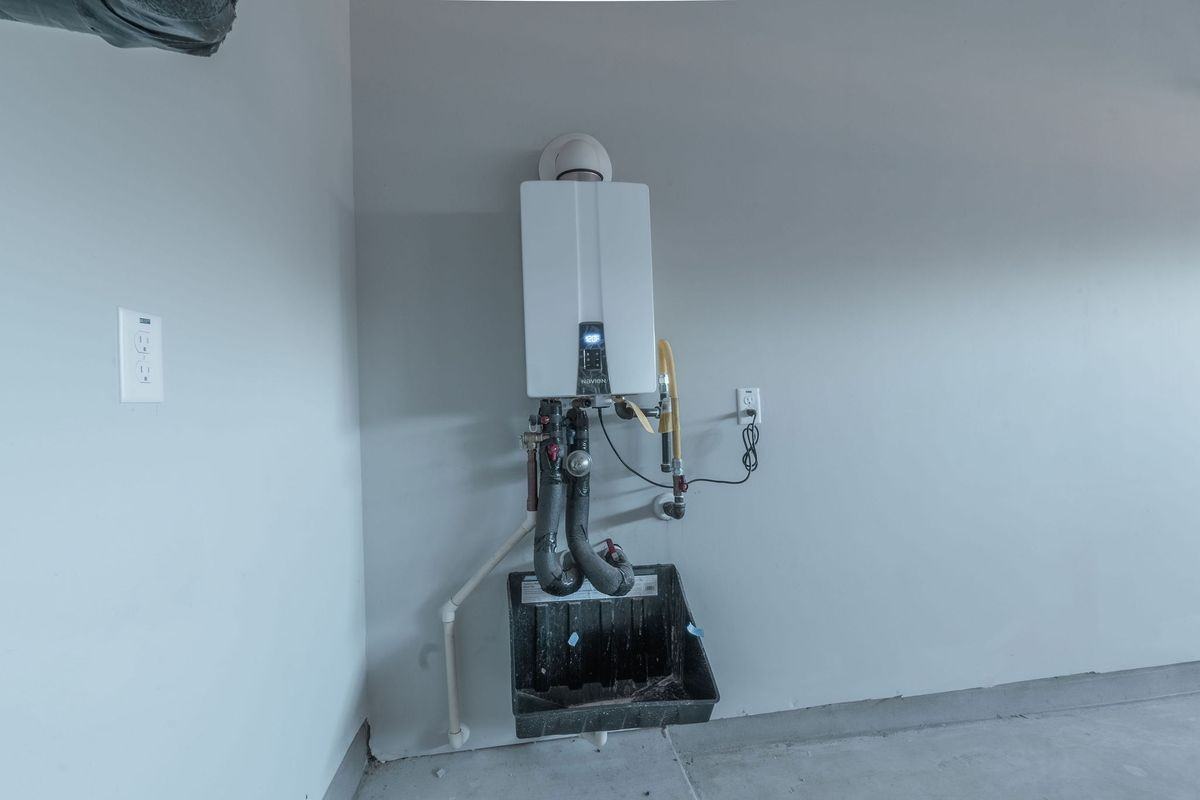 2838 Dell Hollow Drive - Photo 6 of 38