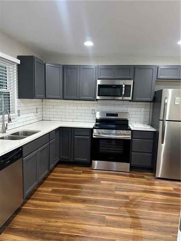 820 Howard Court - Photo 3 of 16