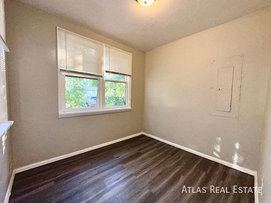 616 North Weber Street #102 - Photo 4 of 12