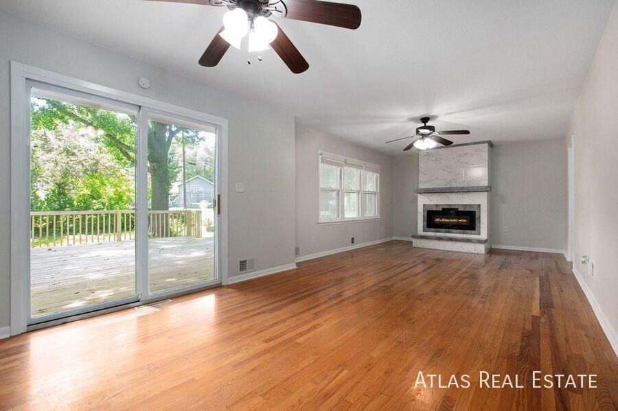 625 Nw Kay Dr - Photo 2 of 23