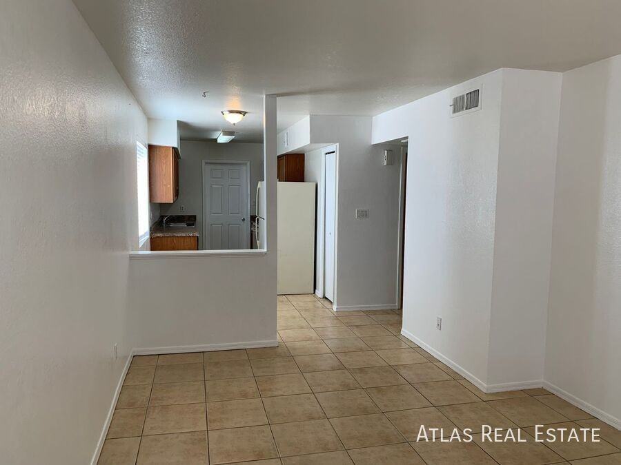 58 W Inglewood St #04 - Photo 5 of 15