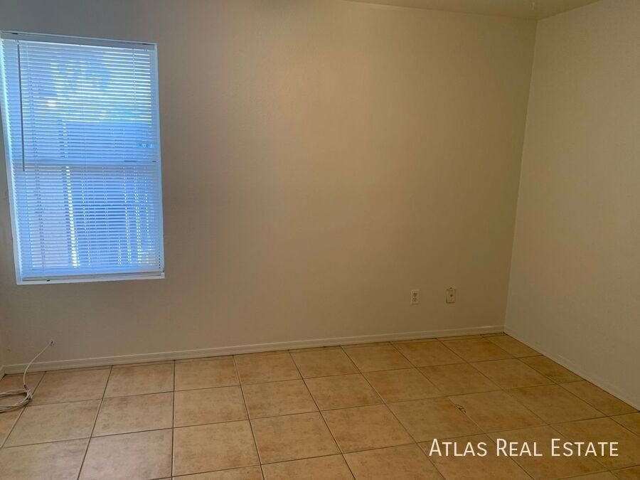 58 W Inglewood St #04 - Photo 6 of 15