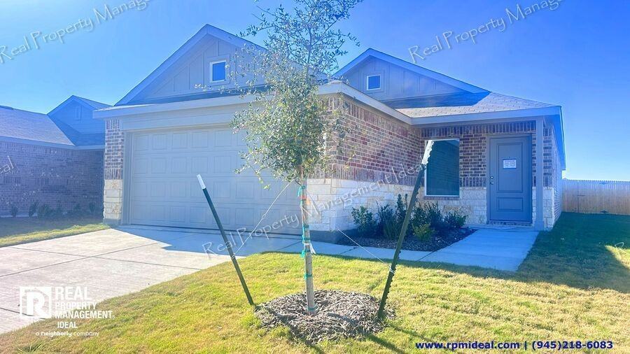 1729 Crossbill Street - Photo 2 of 28