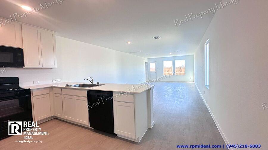 1729 Crossbill Street - Photo 5 of 28