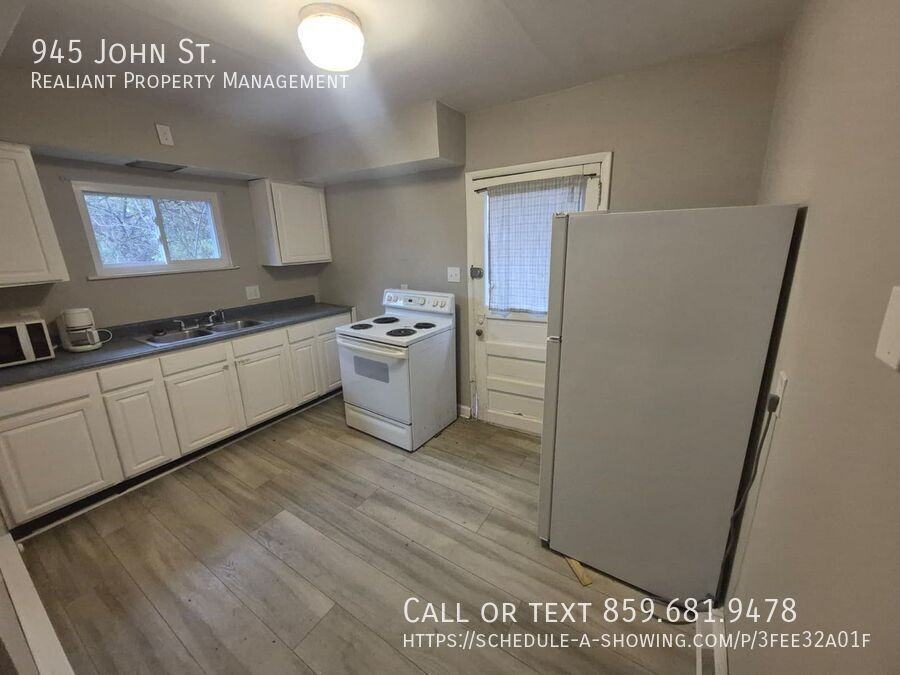 945 John Street - Photo 2 of 13