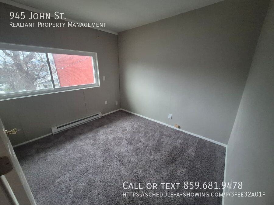 945 John Street - Photo 4 of 13