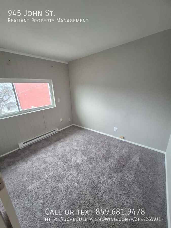 945 John Street - Photo 5 of 13