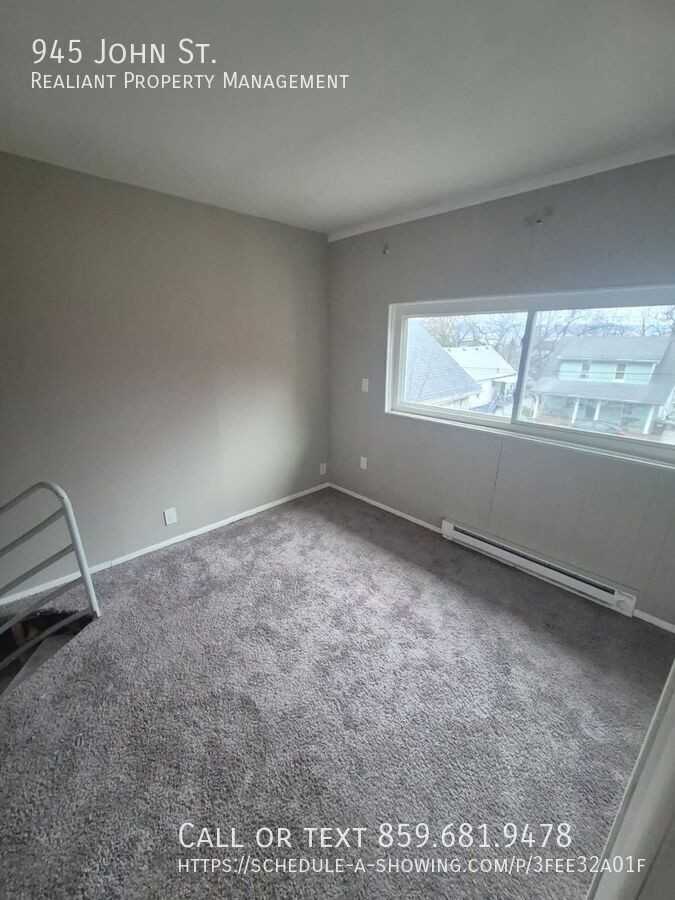 945 John Street - Photo 6 of 13