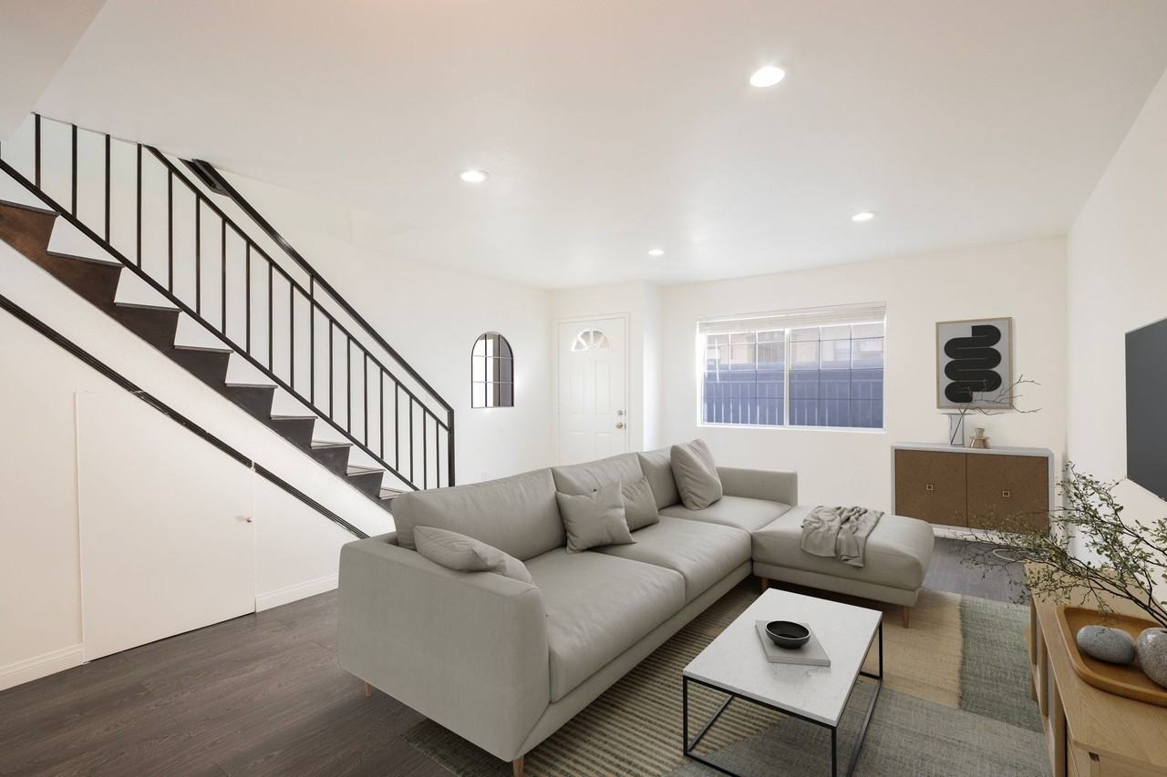 1817 Garfield Pl - Photo 5 of 6