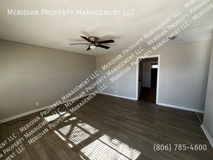 1602 39th St - Photo 2 of 20