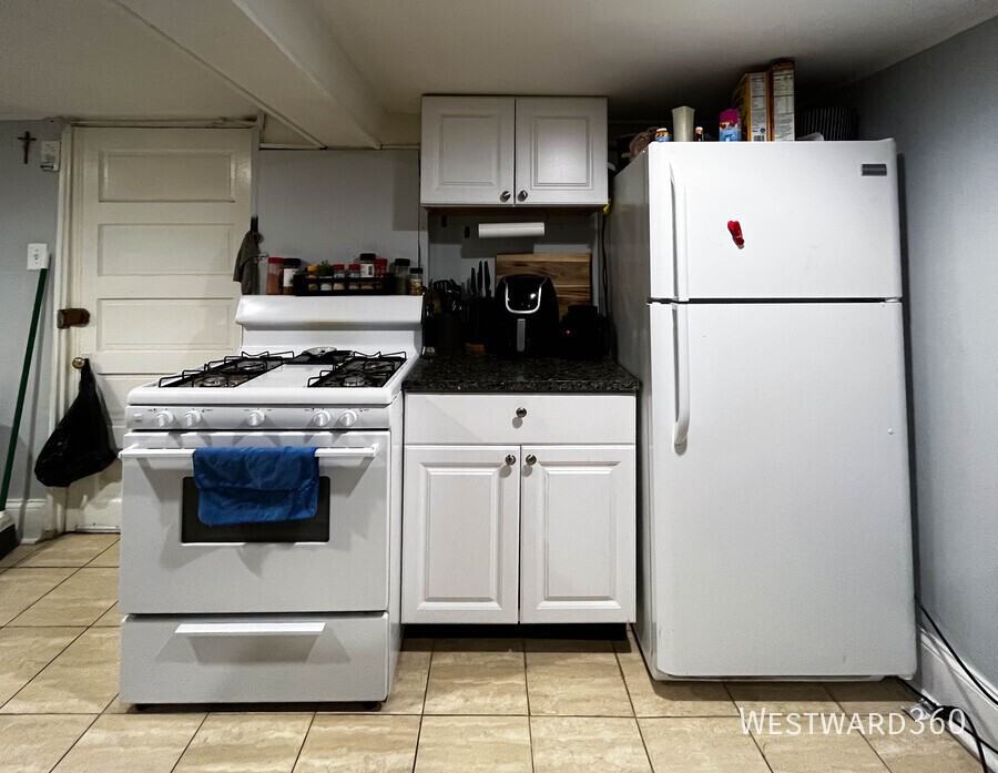 2618 North Wayne Avenue #G - Photo 6 of 11