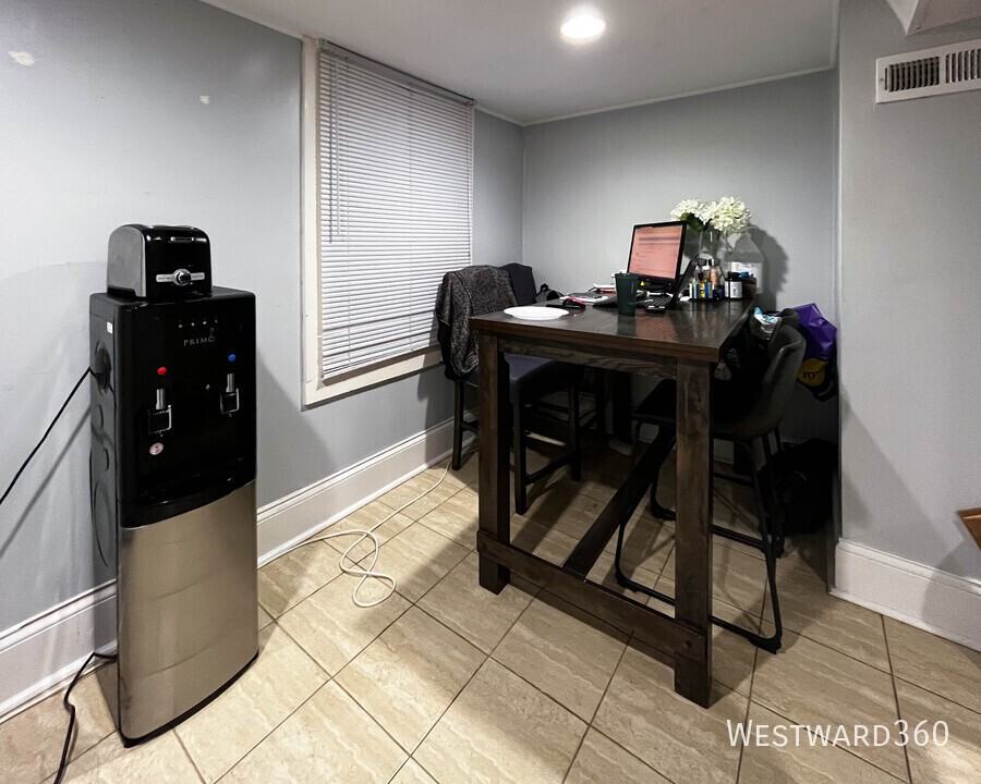 2618 North Wayne Avenue #G - Photo 7 of 11