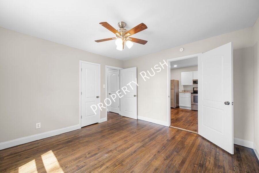 204 Booth Road - Photo 5 of 25