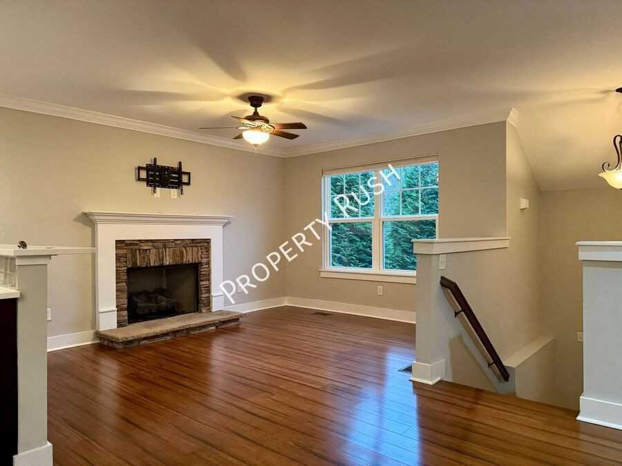 6477 Olin Ln - Photo 4 of 39