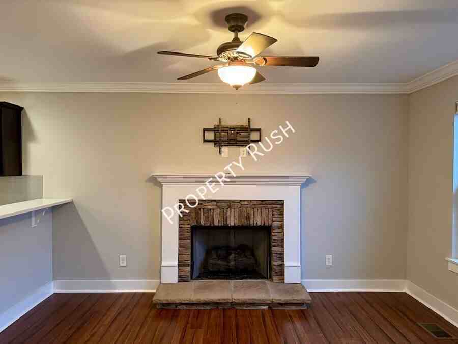 6477 Olin Ln - Photo 5 of 39