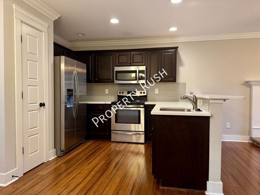 6477 Olin Ln - Photo 7 of 39