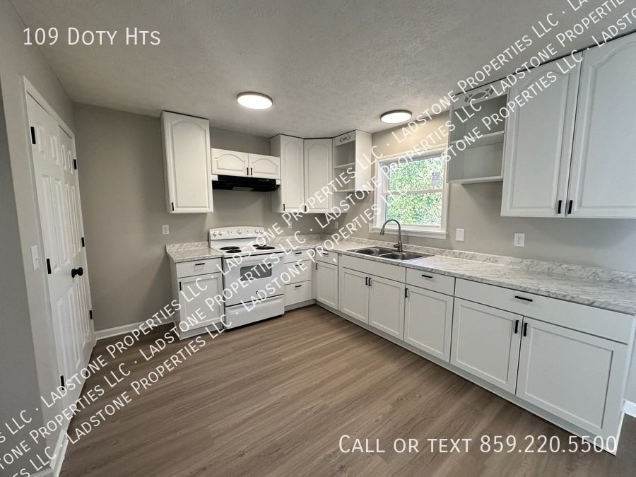 109 Doty Heights - Photo 3 of 22