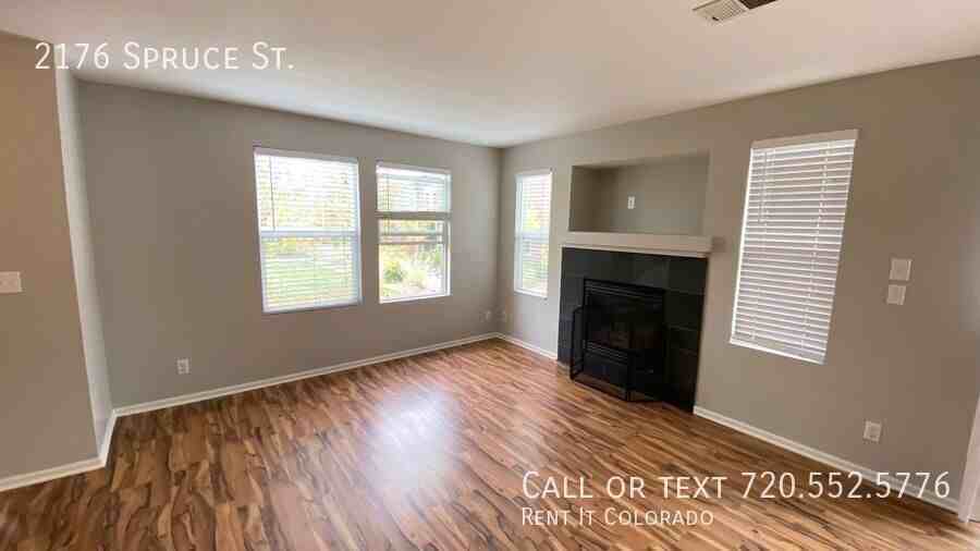 2176 Spruce Street - Photo 5 of 26