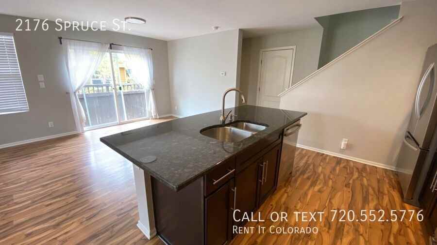 2176 Spruce Street - Photo 7 of 26