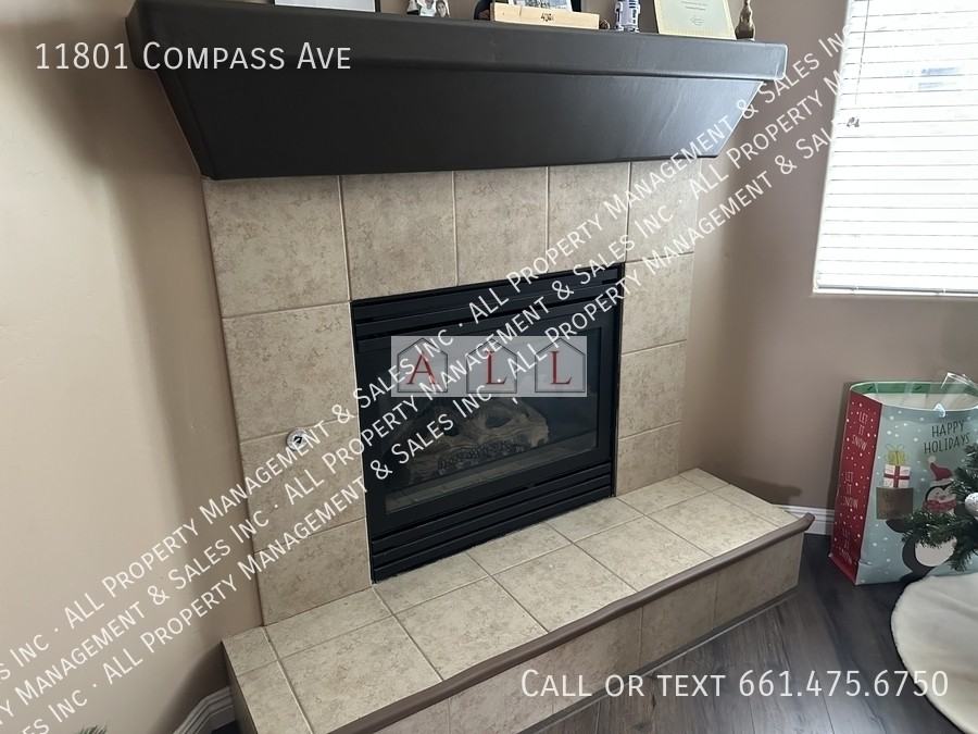 11801 Compass Avenue - Photo 4 of 17