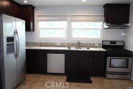 145 N Lincoln Ave #145B - Photo 3 of 11