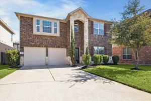 featured image of 15922 Eldora Springs Court #15922