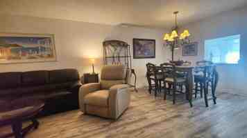 featured image of 952 Virginia Street