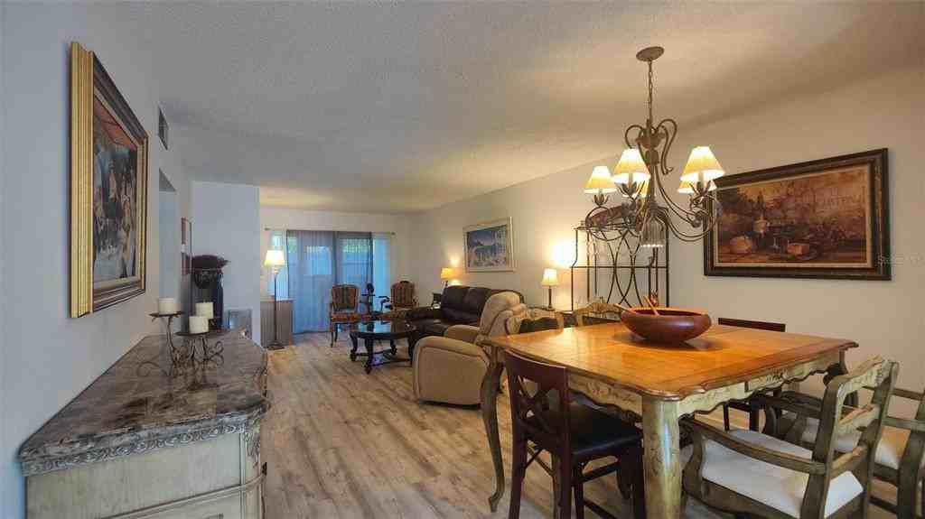 952 Virginia St #952-103 - Photo 6 of 16