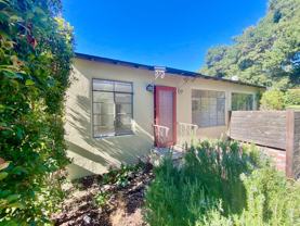 271 - John Holehouse - Photo 1 of 1