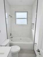 featured image of 416 Northeast 12th Avenue #416