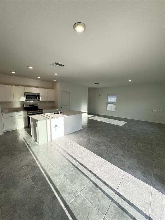 724 Reggie Rd #724 - Photo 5 of 26