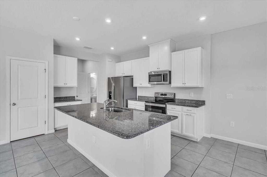 5436 Spanish Moss Cove #5436 - Photo 4 of 30