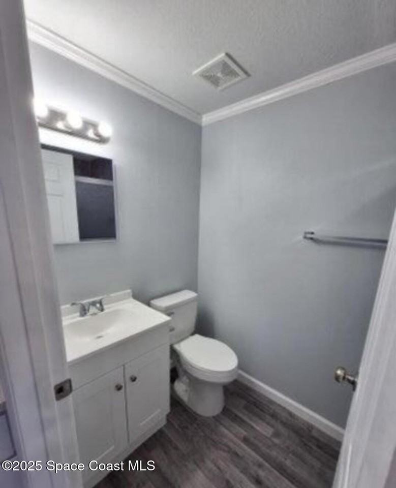 1660 Bottlebrush Dr Ne #1660-109 - Photo 2 of 5