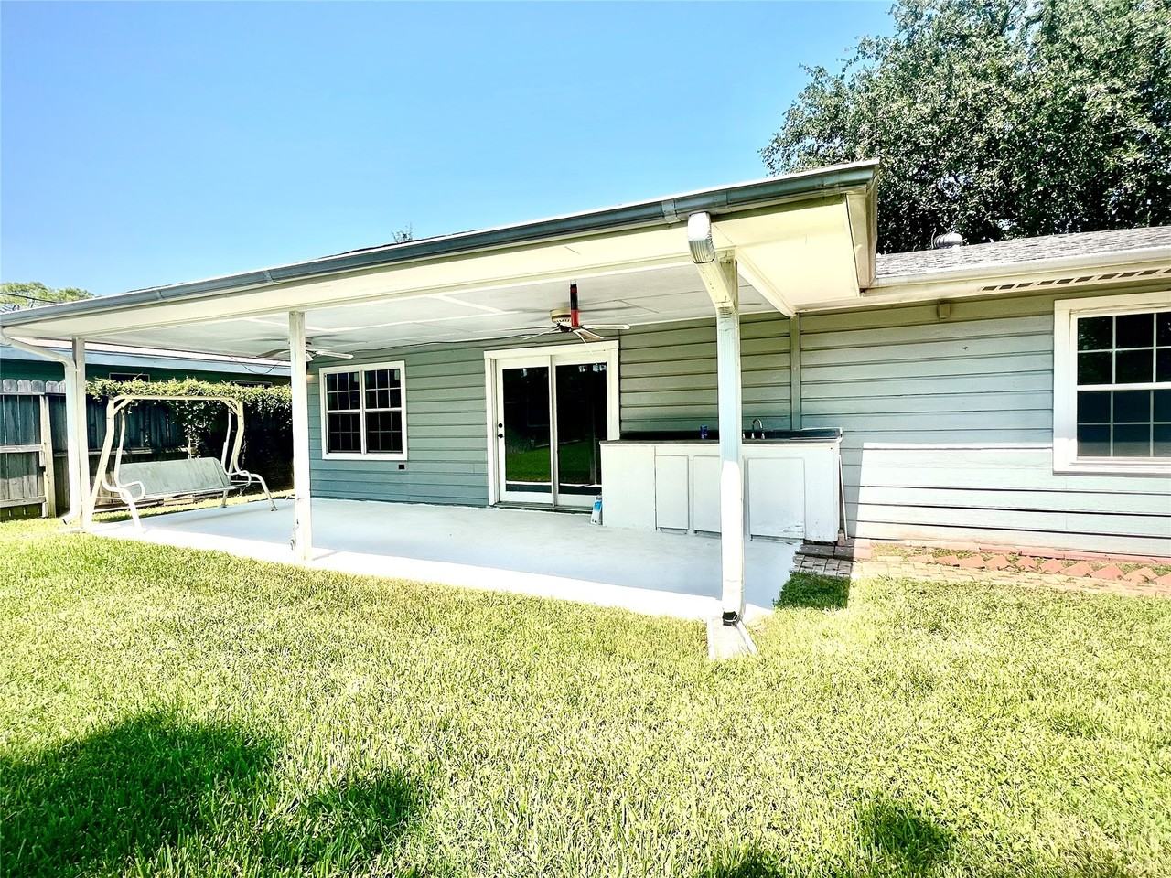 1925 14th Avenue North #1925 - Photo 3 of 18