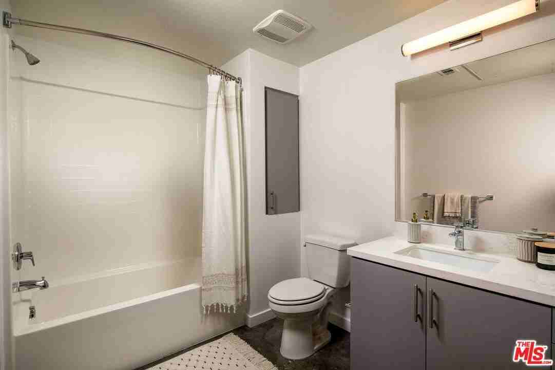 1120 W 6th St #1120-2139 - Photo 6 of 42