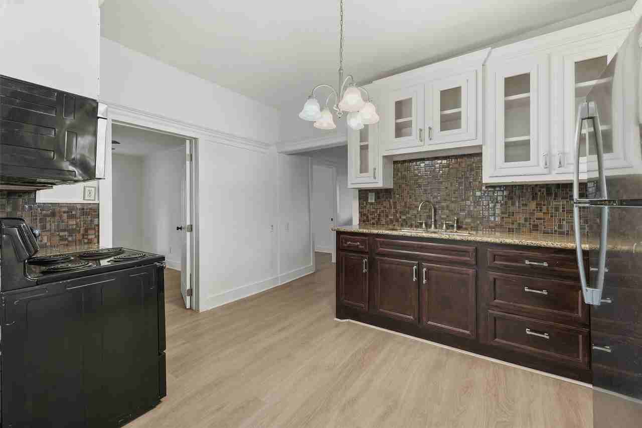 4029 Lucille Street #4029 - Photo 4 of 28