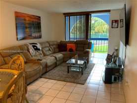 9460 Fontainebleau Boulevard - Photo 1 of 1