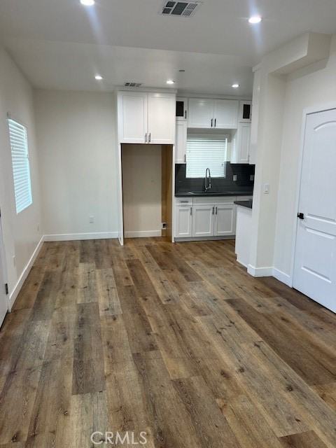 5877 Towne Avenue #5877 - Photo 4 of 10