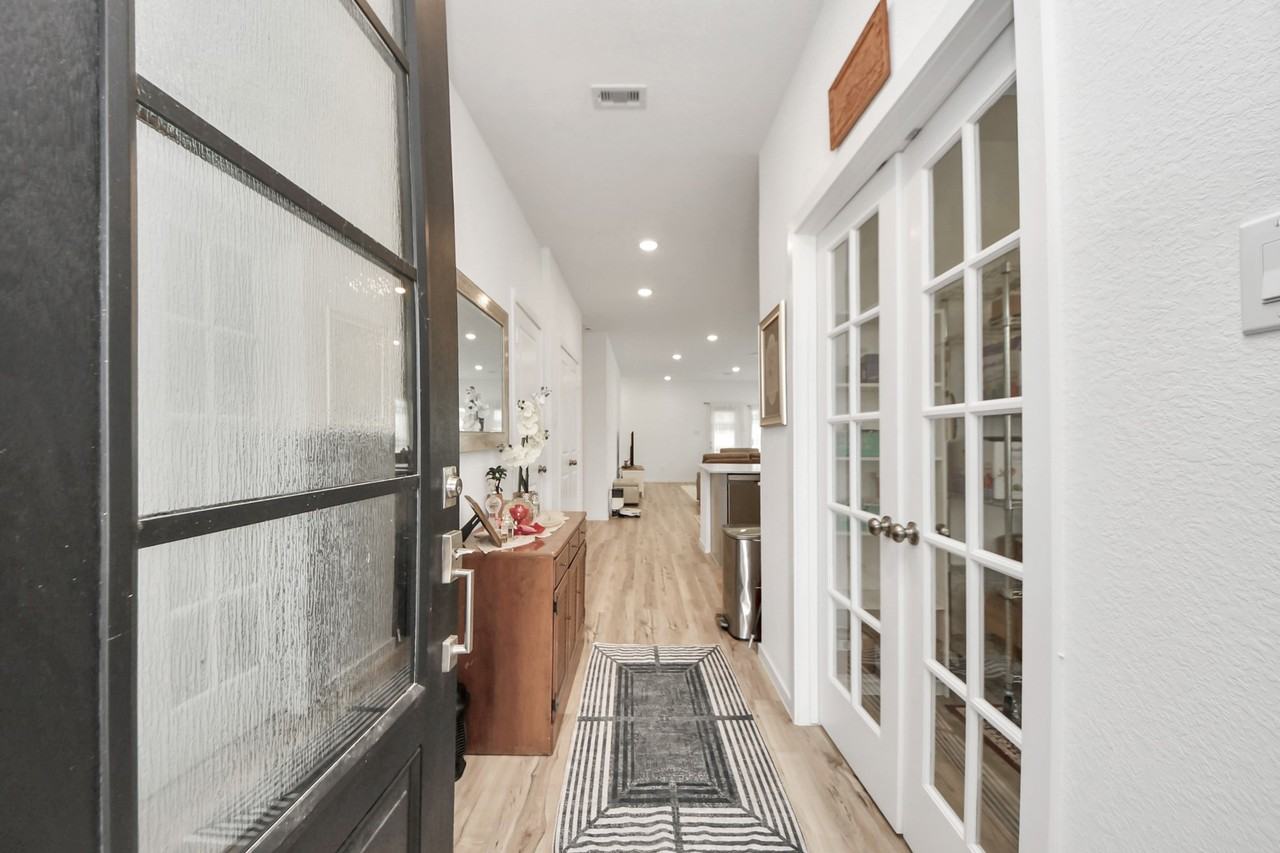 21927 Citrus Grove Ct #21927 - Photo 5 of 42