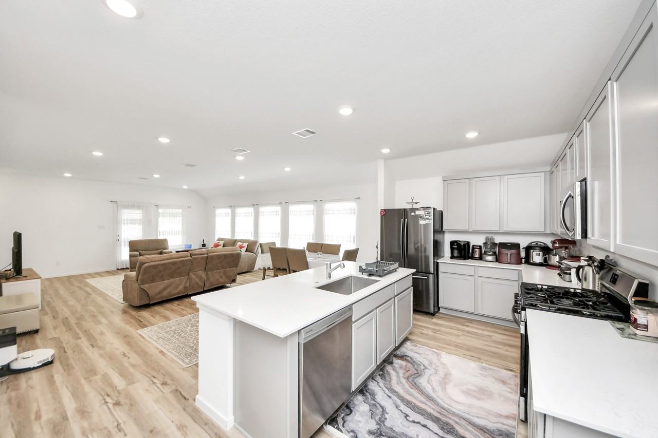 21927 Citrus Grove Ct #21927 - Photo 6 of 42