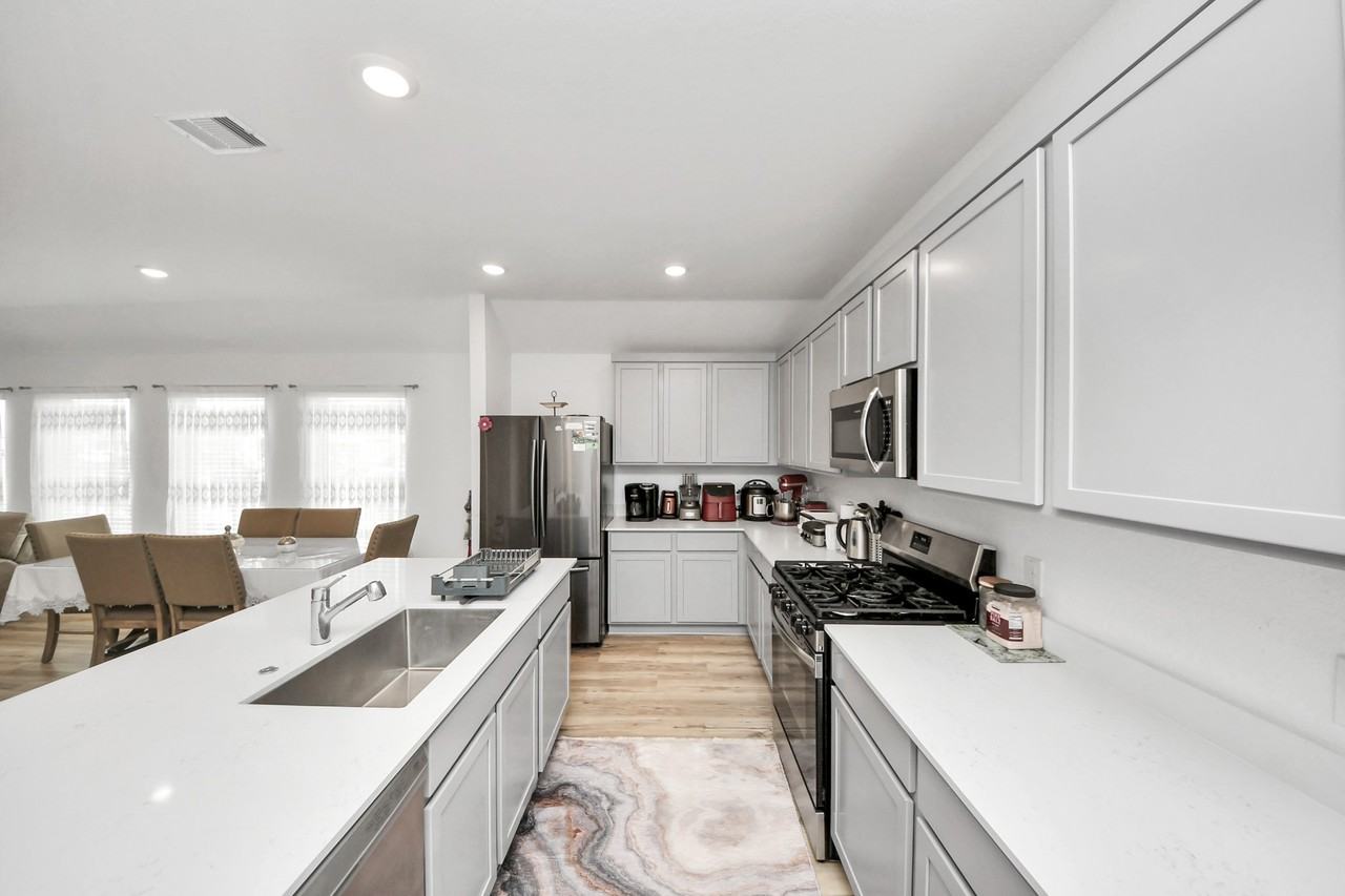 21927 Citrus Grove Ct #21927 - Photo 7 of 42