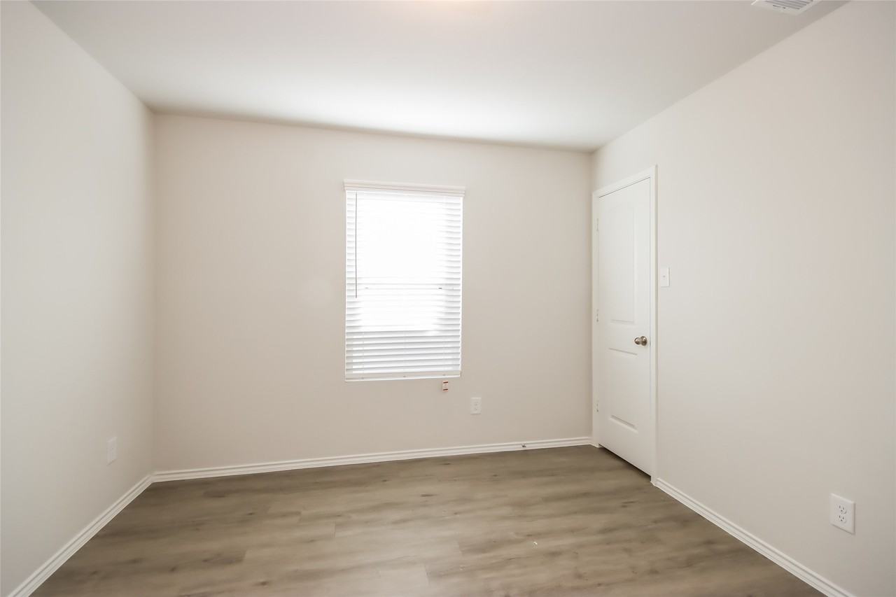 2808 Briggs Dr #2808 - Photo 4 of 18