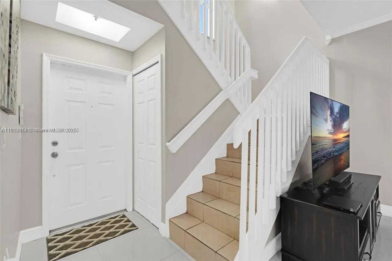 8422 Northwest 140th Terrace