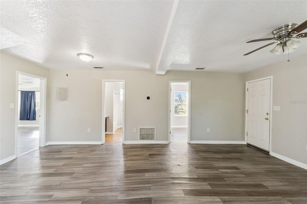 40542 West 3rd Avenue #40542 - Photo 4 of 13