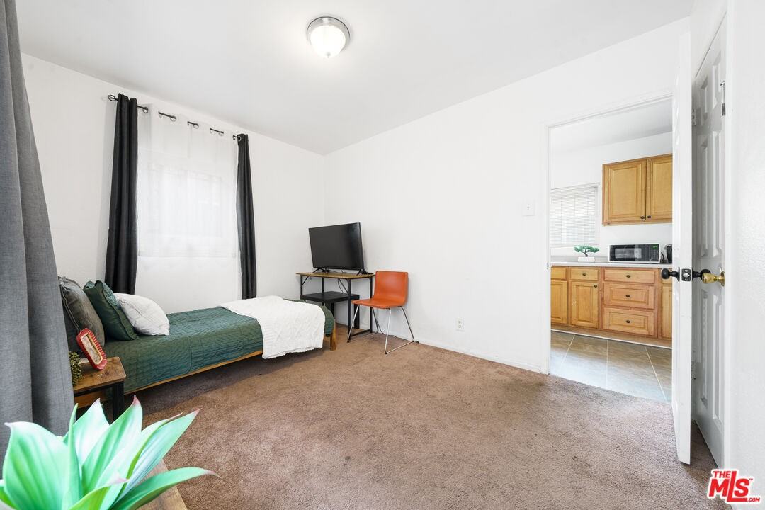 640 East 81st Street #640-640 - Photo 6 of 18