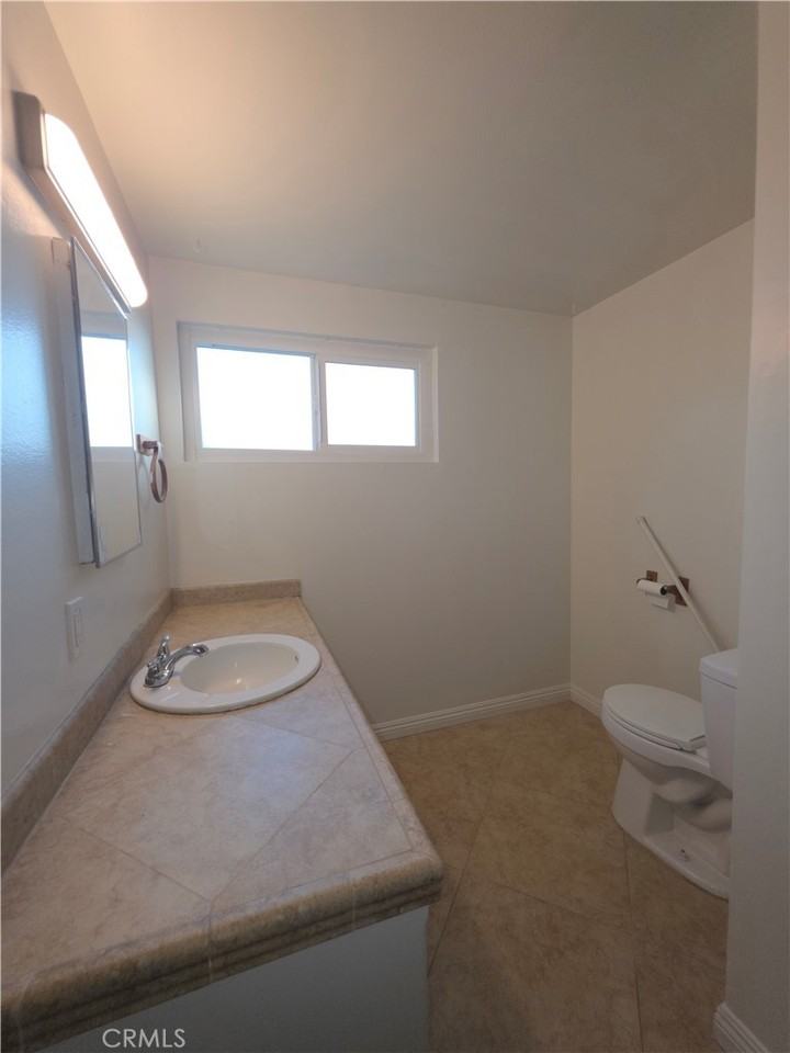 109 N Wheeler St #109 - Photo 3 of 18