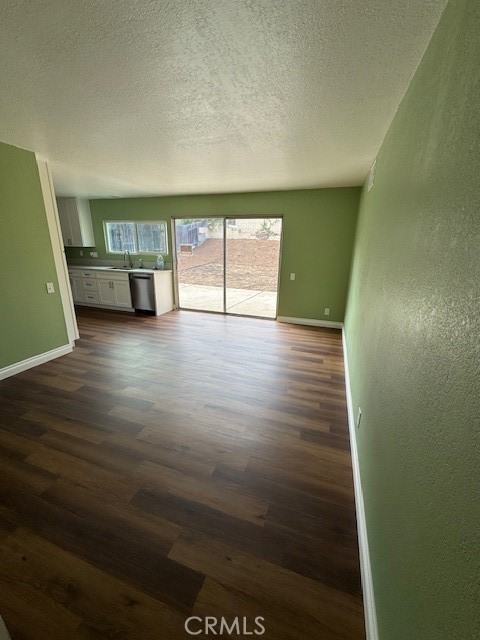 1512 Evergreen Lane #1512 - Photo 3 of 37