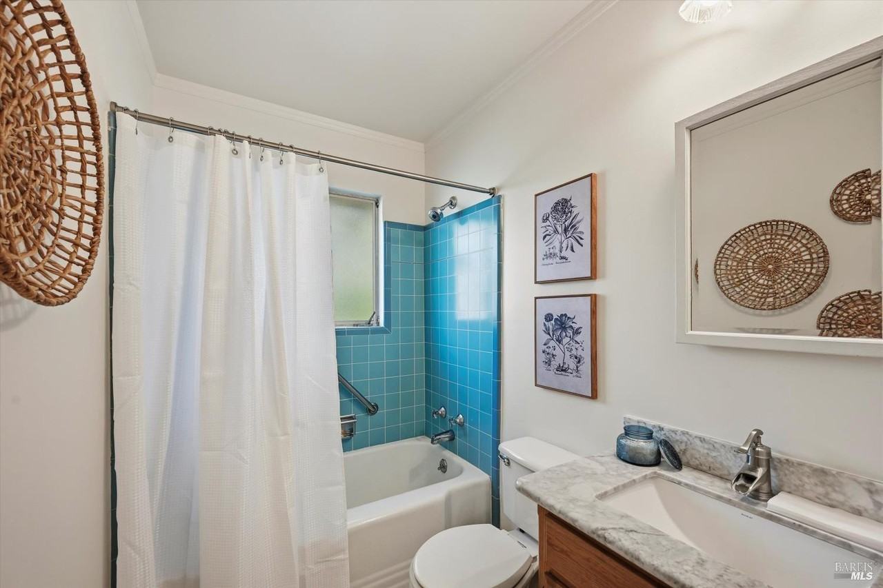 2410 Mendota Way #2410 - Photo 6 of 16